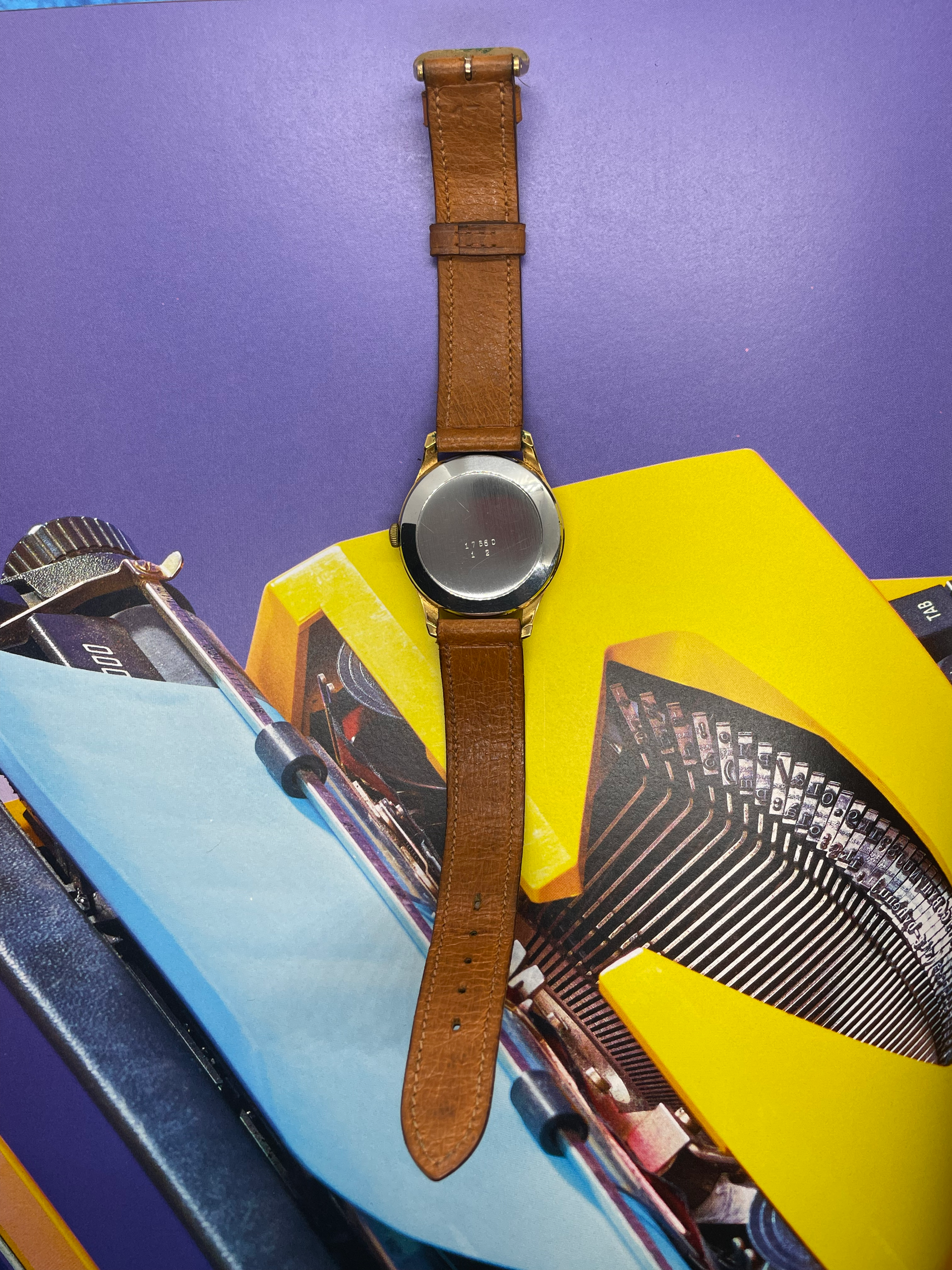 Montre RECORD Genève – Classicisme et Élégance avec Boîtier Plaqué Or